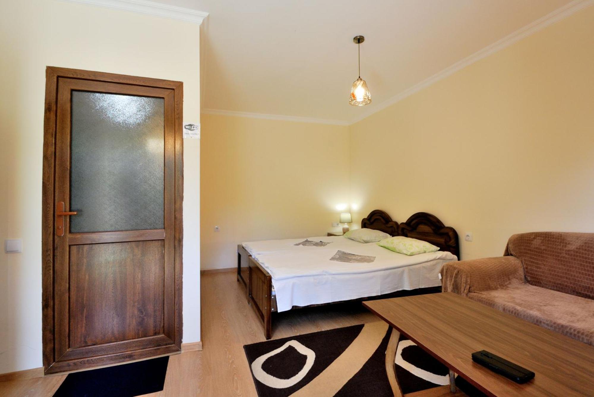 Hotel Vardzia K A L A Aspindza Buitenkant foto